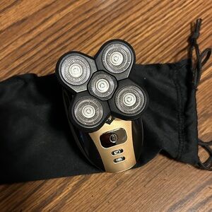 Freebird Flex Series Rotary Head Shaver